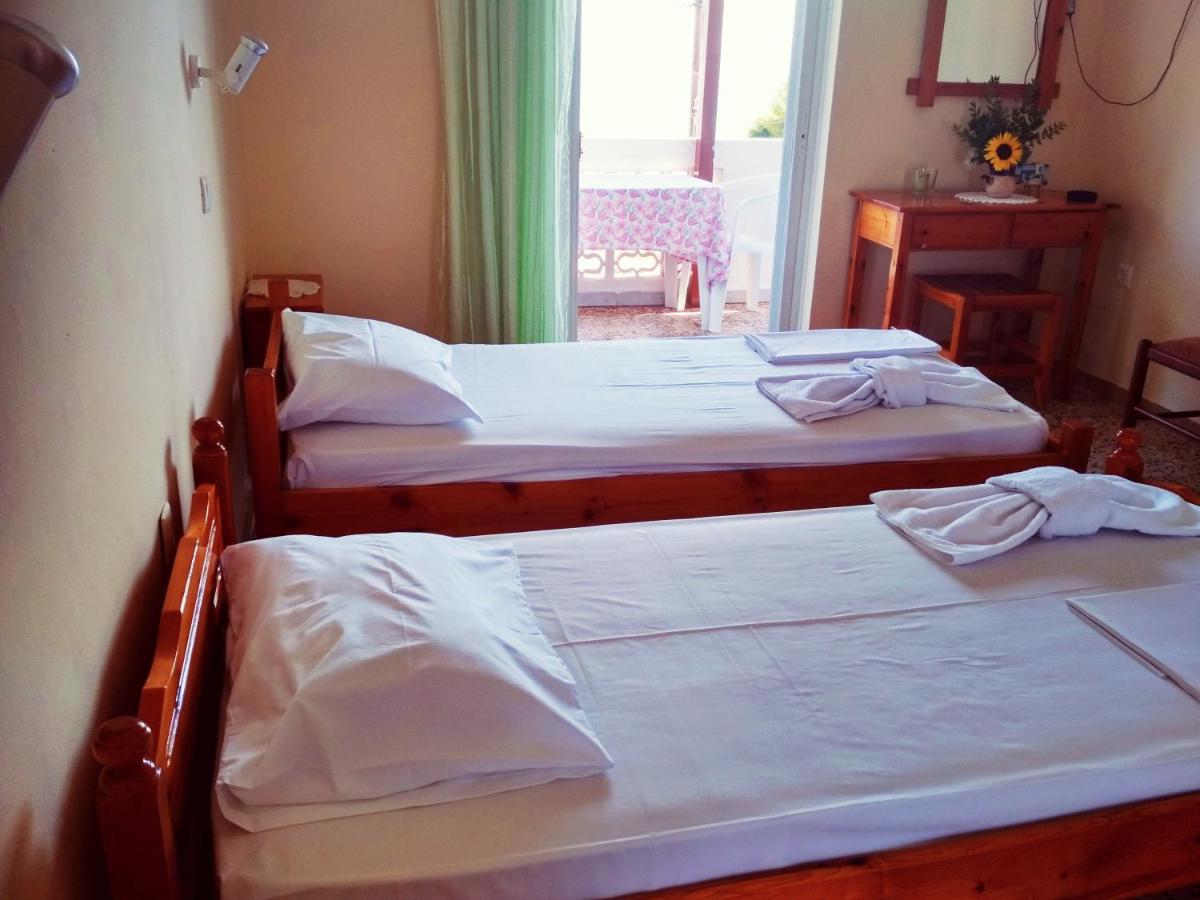 Billy's Amoudi Apartments - Housity