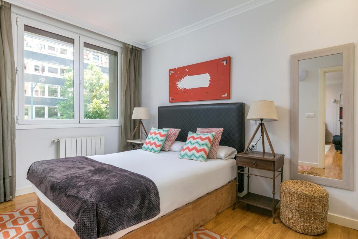 Gran Via 1.2 by Forever Rentals - Housity