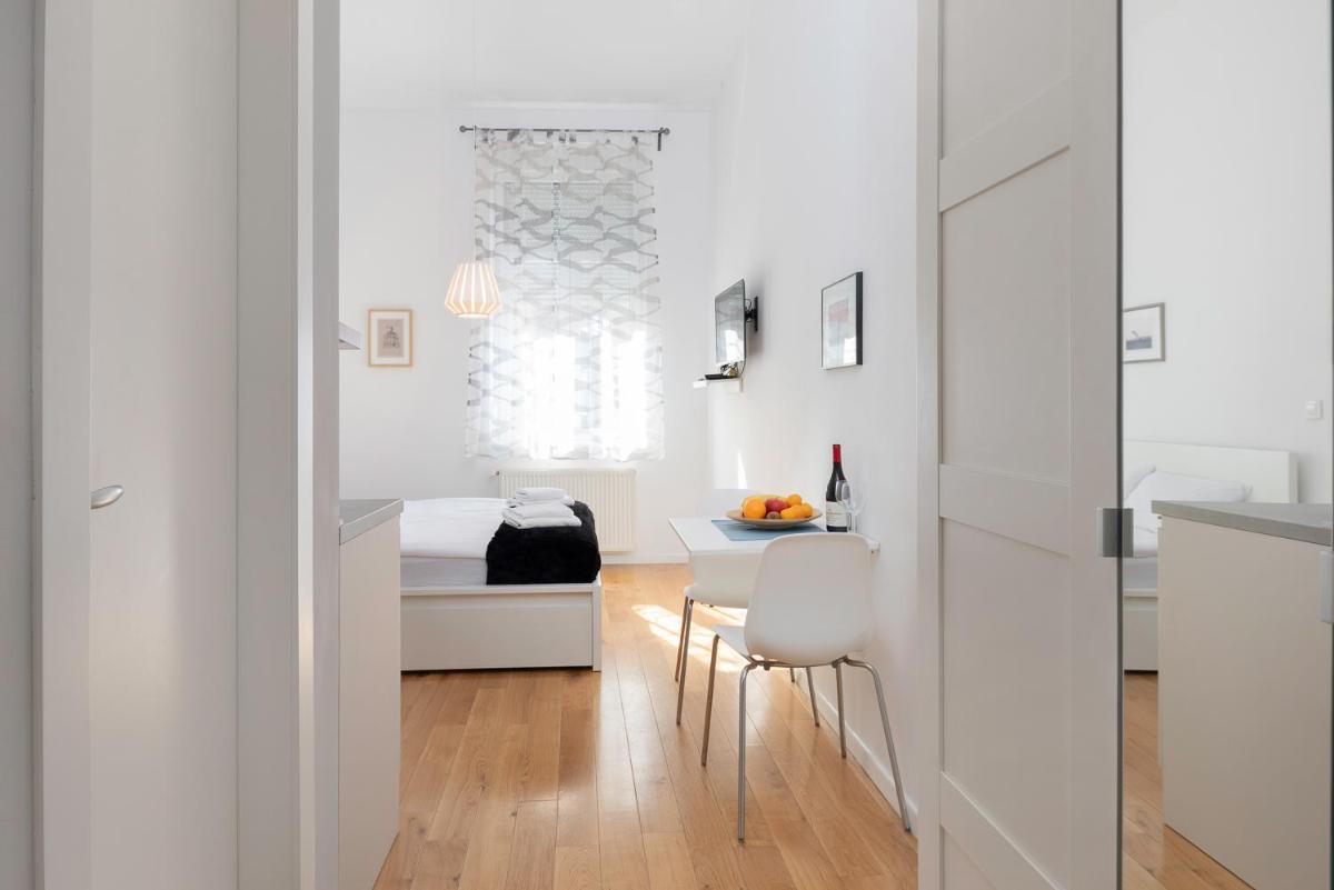 Modern Apartments near park Zrinjevac - Housity