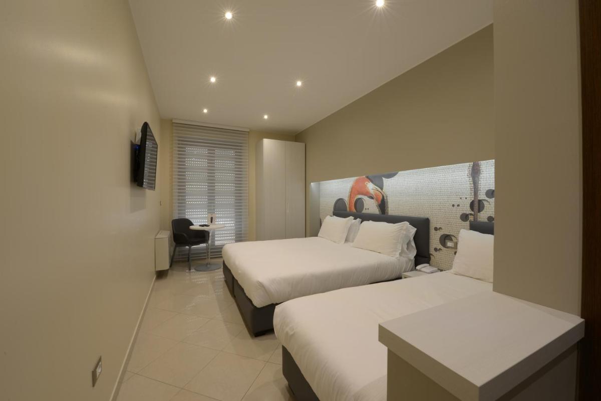 Imperiali Hotel - Housity