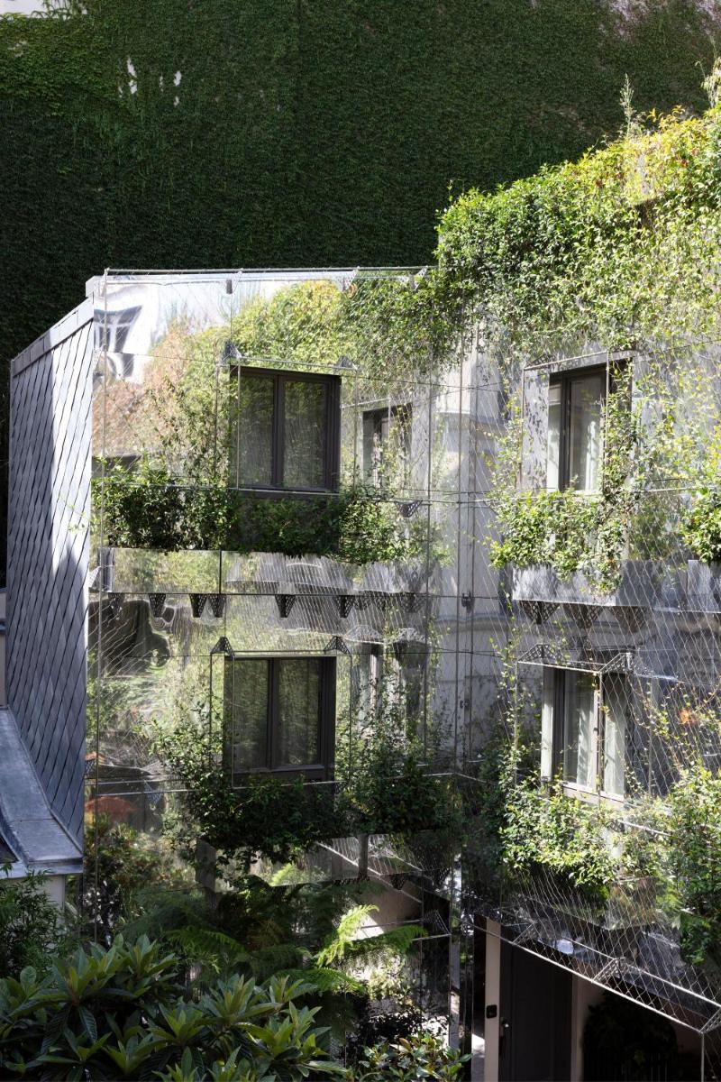 Jardin de l'établissement Les Jardins du Faubourg Hotel & Spa by Shiseido
