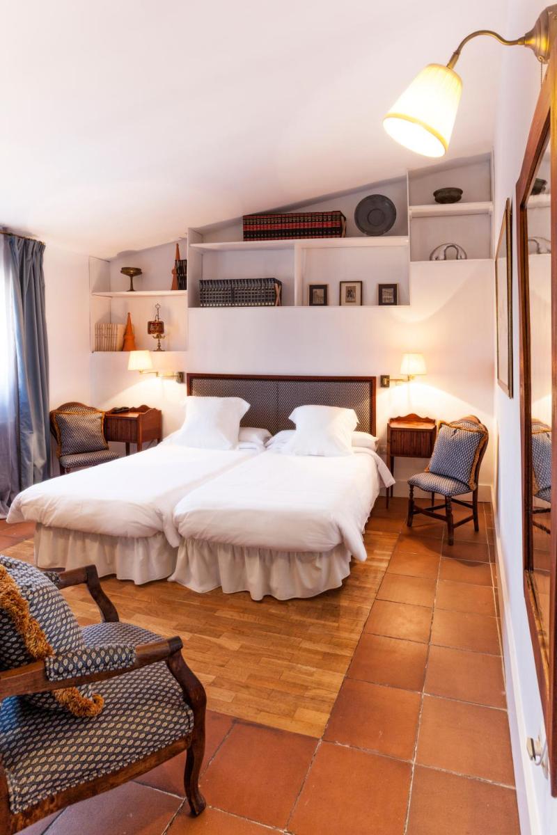 Cama o camas de una habitación en Hotel Spa Salinas de Imón