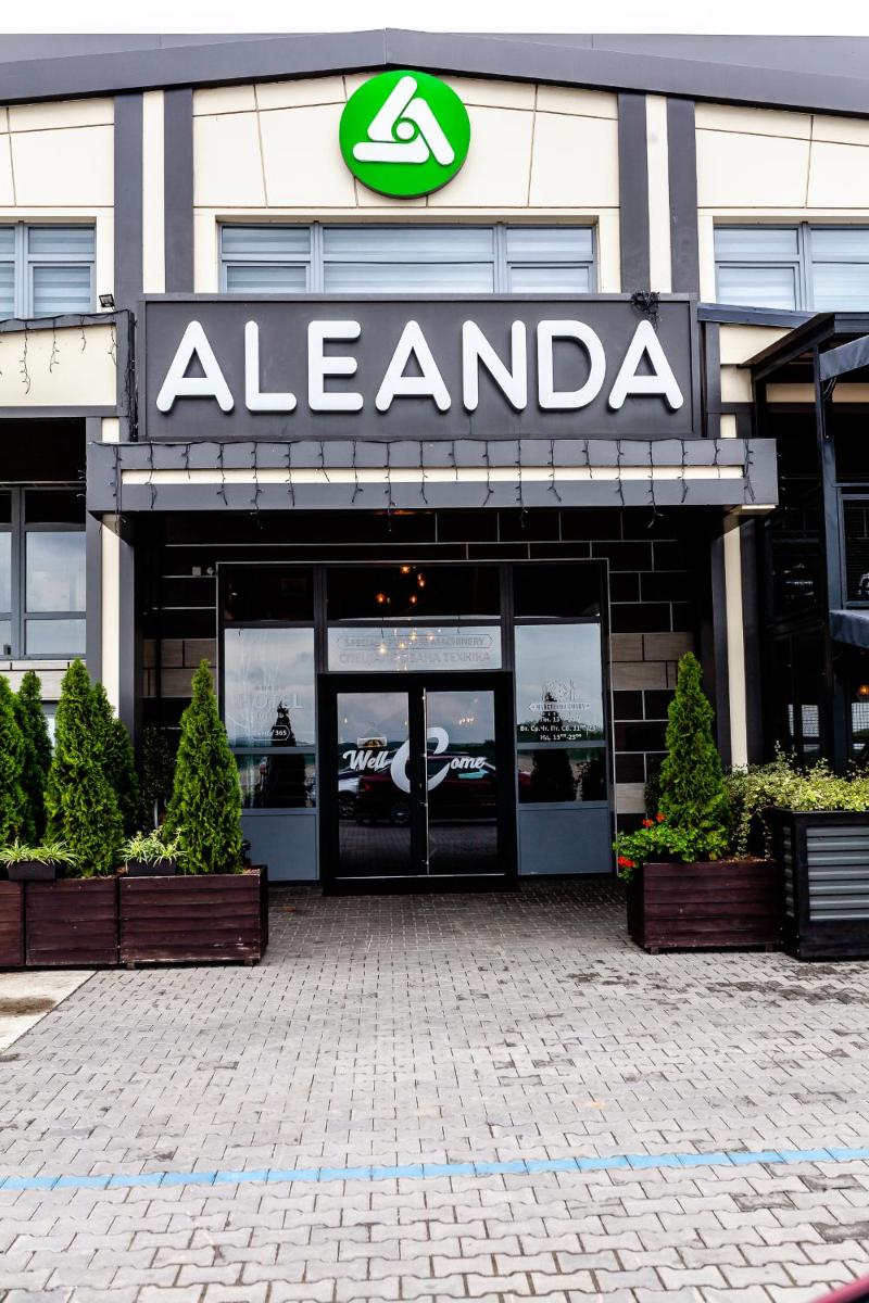 Aleanda - Housity