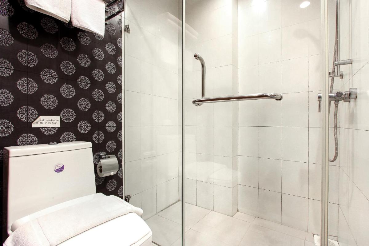 Bally Suite Silom - Housity