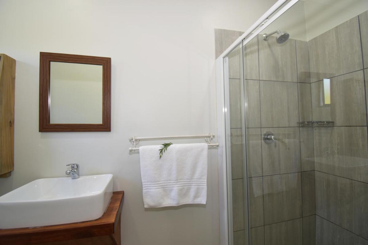 Cuckoos Nest Guest House - Hizvo