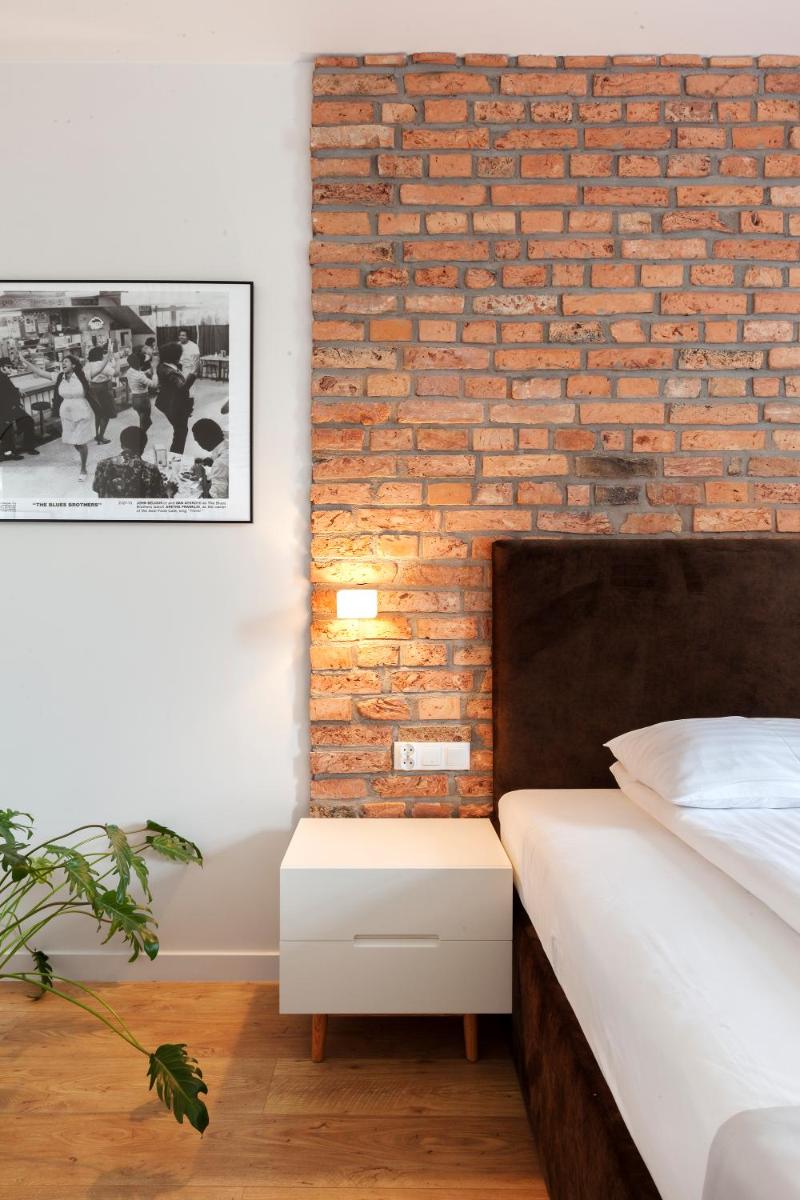 Cinema Apartments - Housity