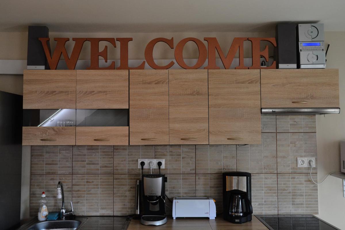 Room4U Apartment - Housity