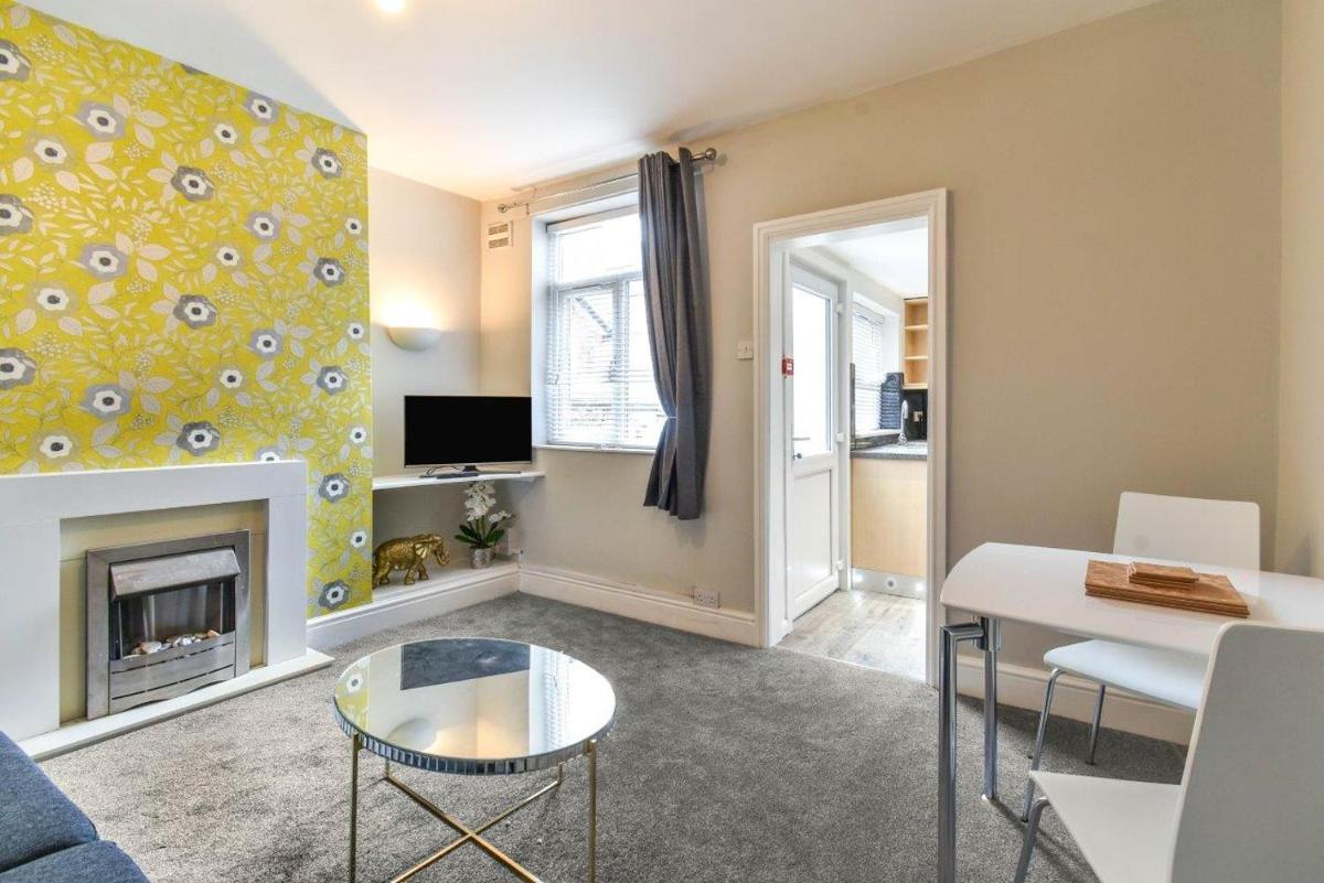 Apartment 1 at 3 Jubilee - Housity