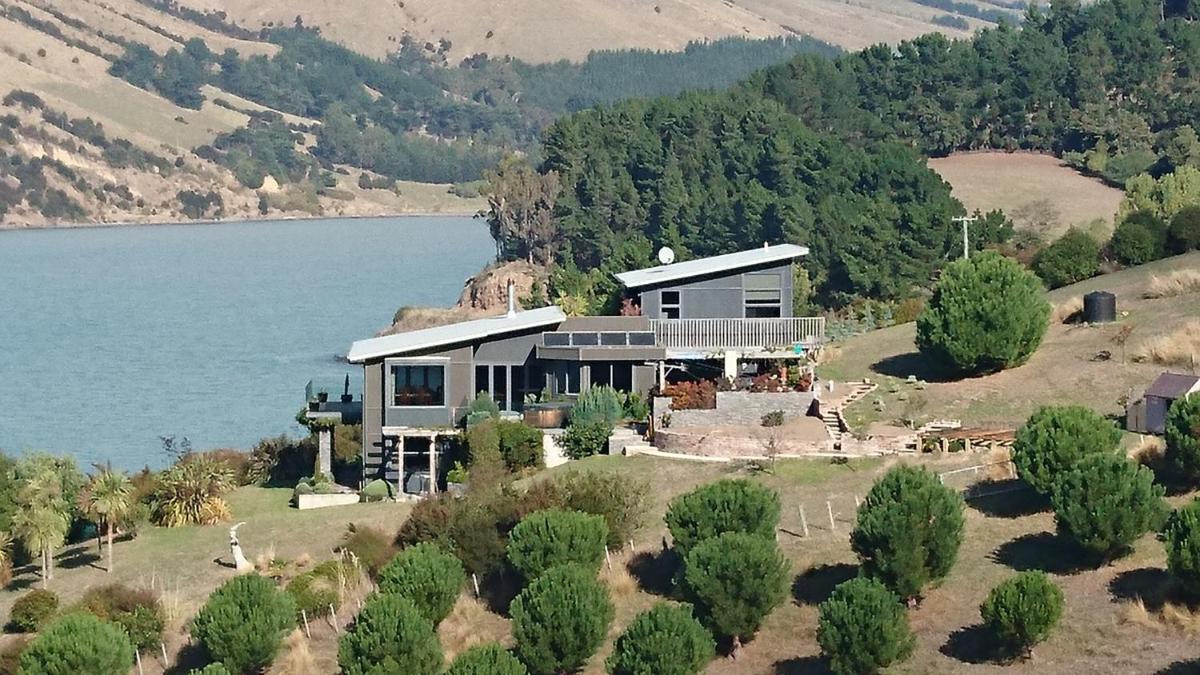 Port Levy B & B Christchurch - Housity