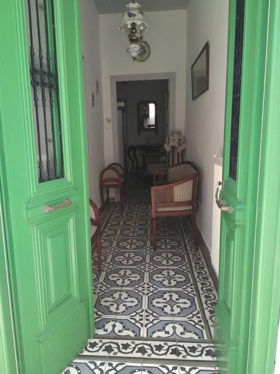Haris House - Housity