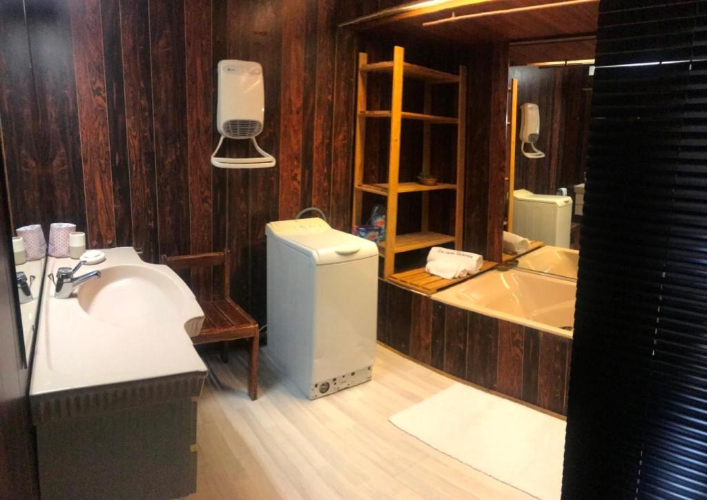 Le Flat Victoria -Canal & Cathédrale -40m2 - Hizvo
