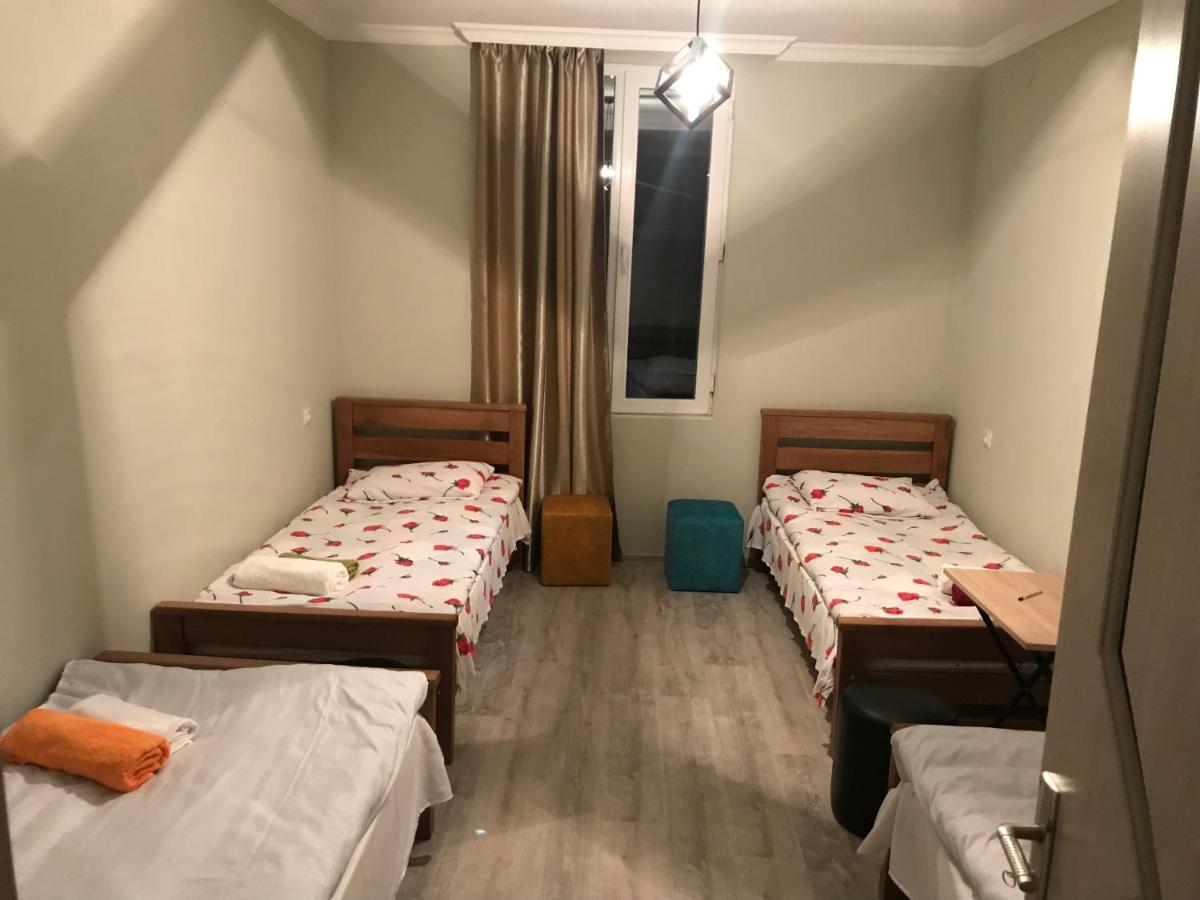 Home of Bella & Tamo - Housity
