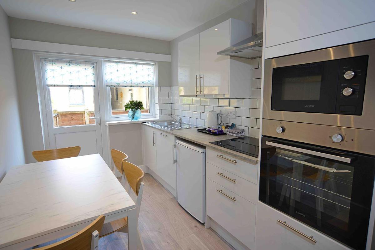 Twelve Apartments - Housity