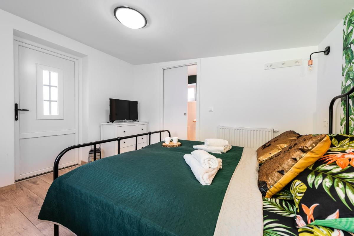 Lu Apartments - Hizvo