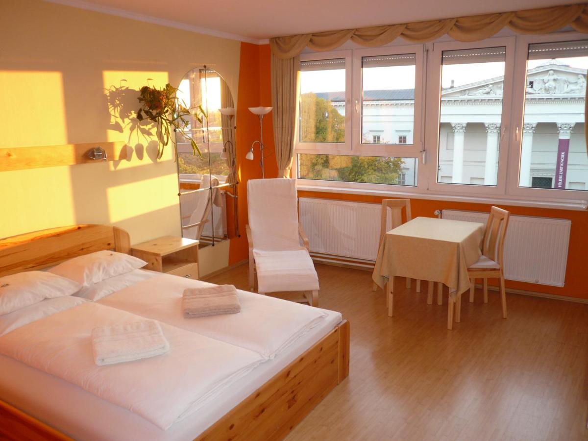Museum View Apartment - Housity