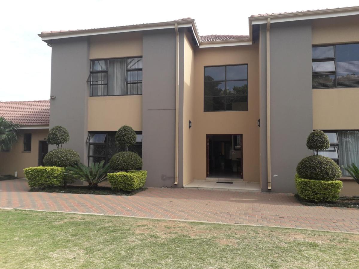 Ikaze Guest House - Housity
