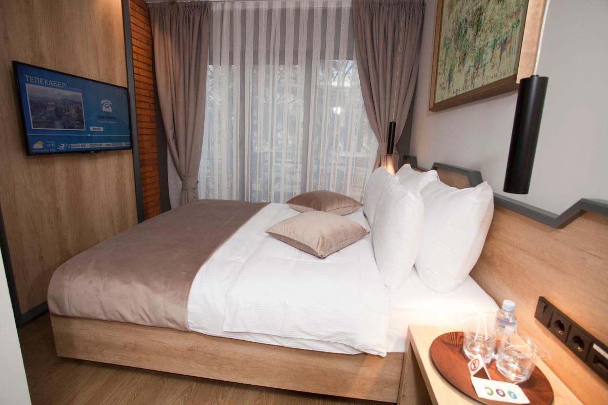 Solun's Riverside Rooms - Housity