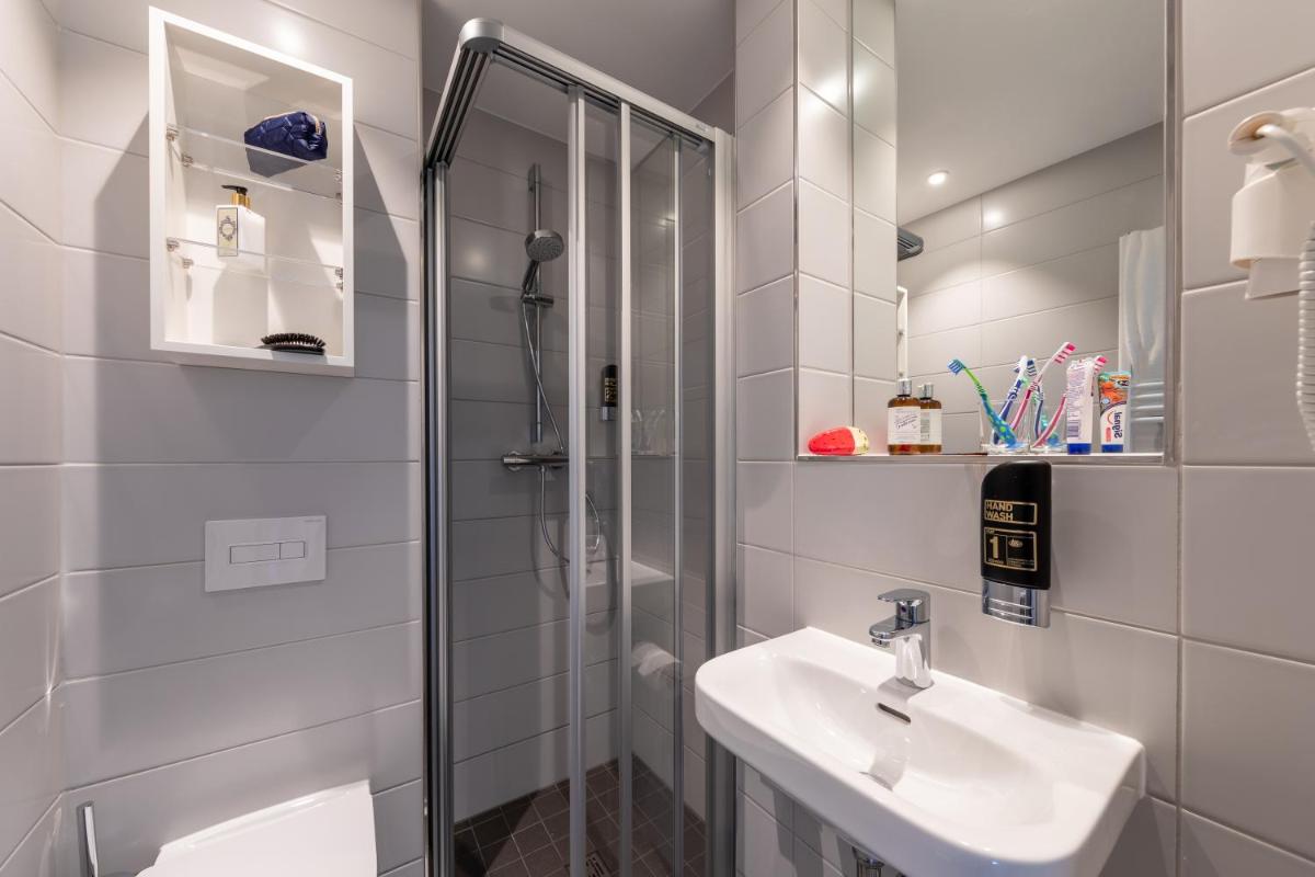 Serways Hotel Waldmohr - Housity