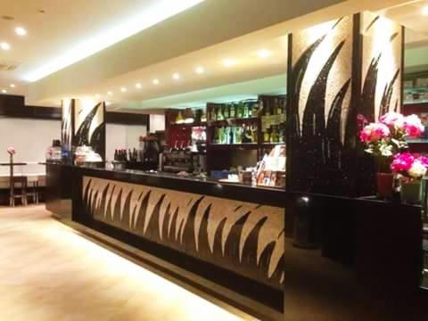 Golden Residence - Housity