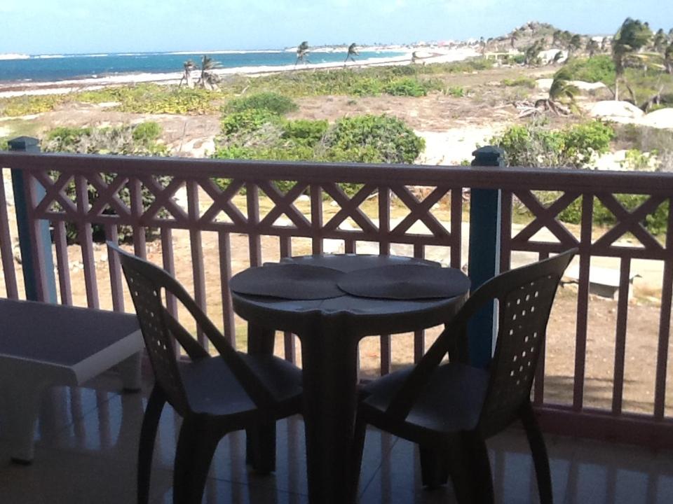 Studio 12 Vue Mer Orient Bay - Housity