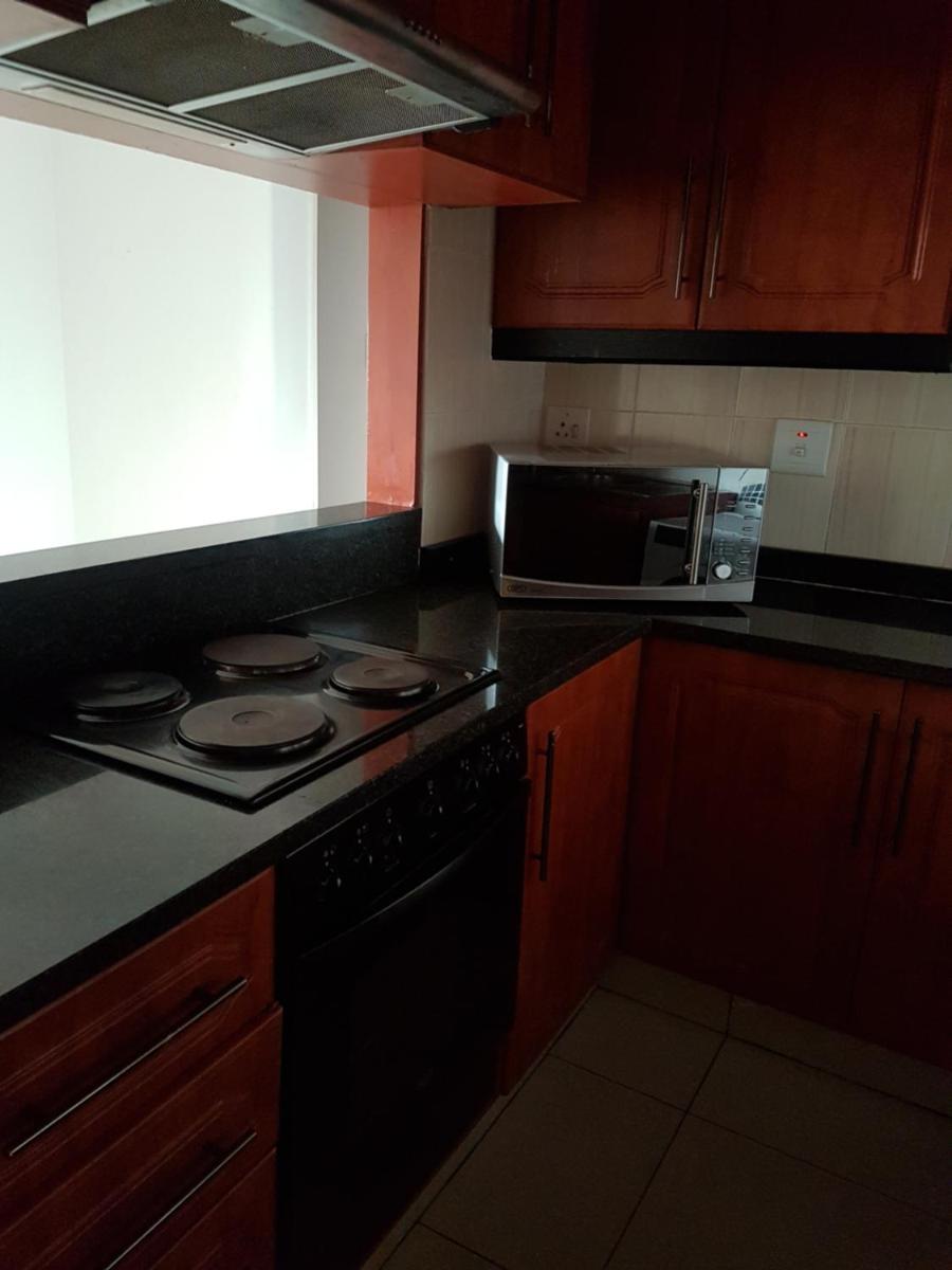 Durban Beach Getaway - Summersands, Inverter for load shedding, free wifi & free Parking - Housity