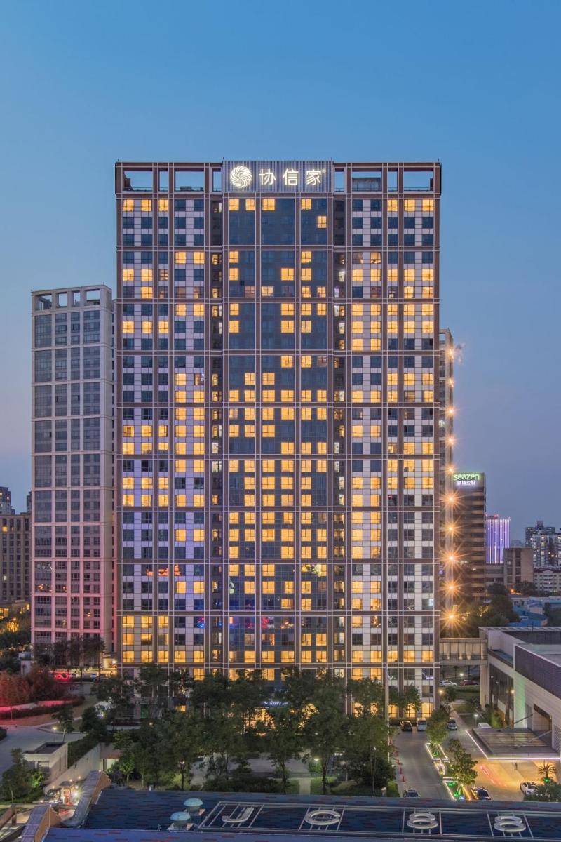 Sincere Residence Changfeng - Changfeng Ecological Business District - Near Exit 3 of Changfeng Park Station on Subway Line 15 - Housity