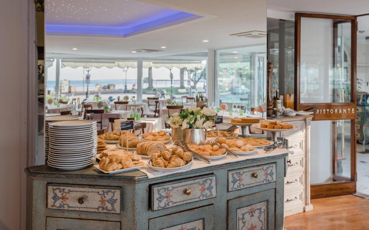 Miramare Hotel - Housity
