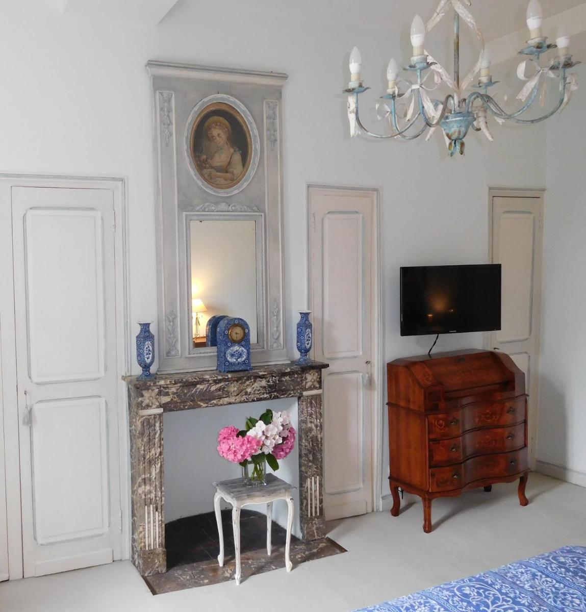 Chambres d'hôtes Château de Courcelette - Housity