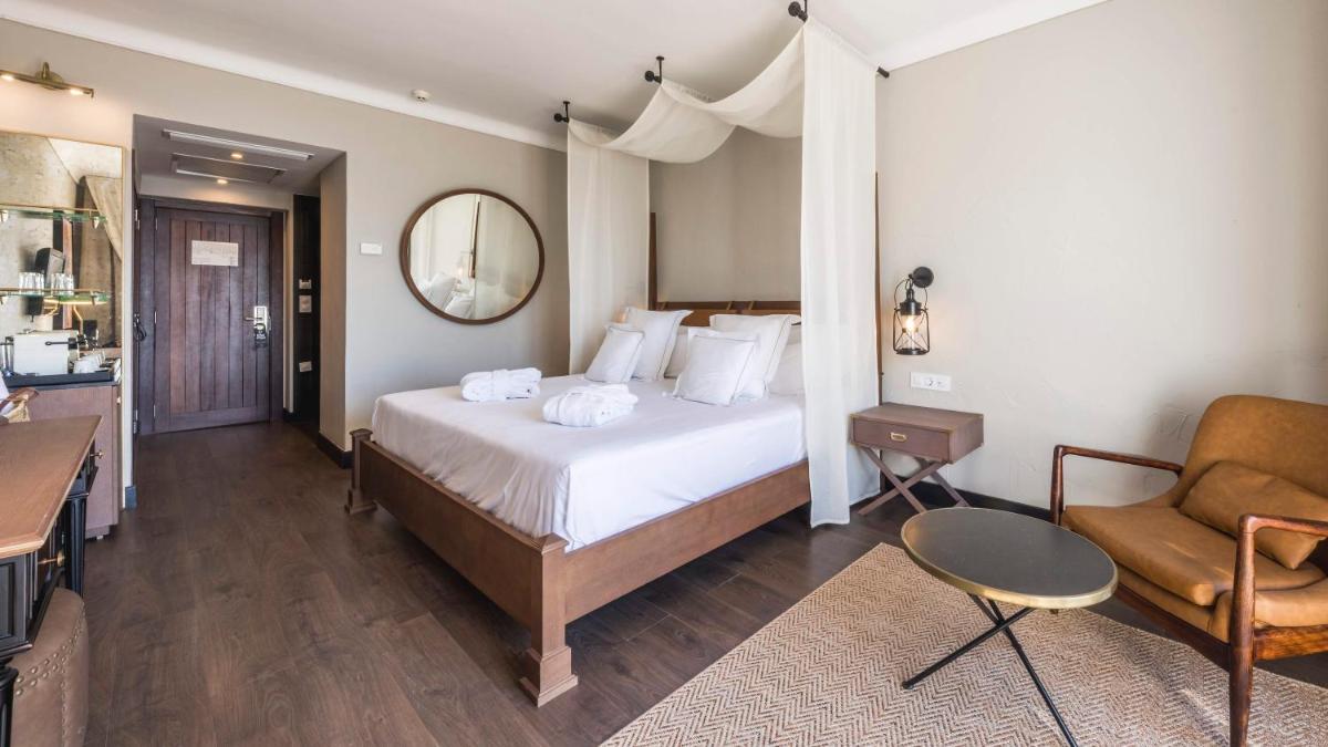 Cama o camas de una habitación en Be Live Adults Only La Cala Boutique Hotel