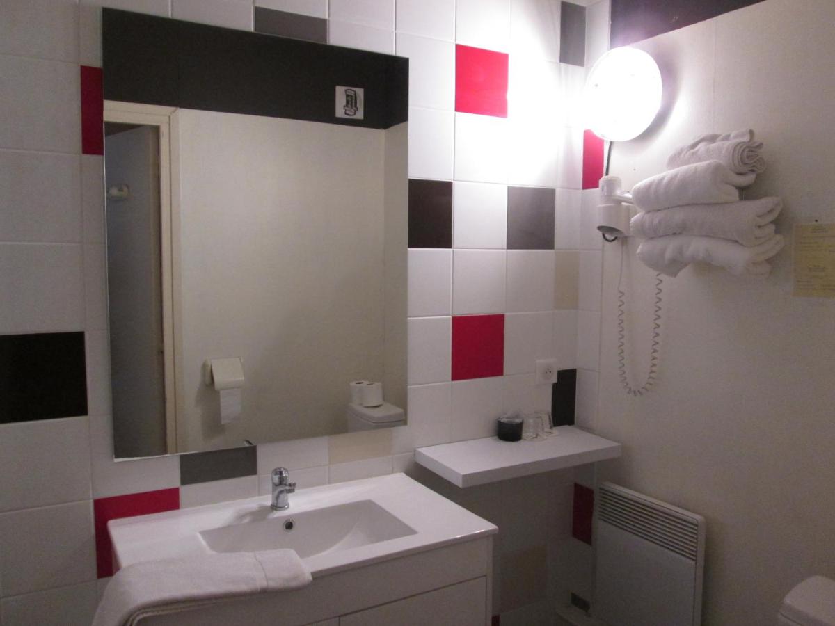 Logis Hotel Les Gravades Ussel - Housity
