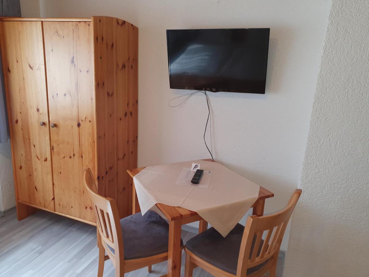 Gasthof Pension Weißes Rössl - Housity