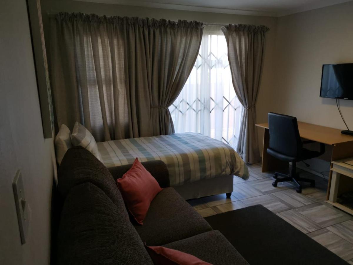 Serengeti Self Catering Units - Housity