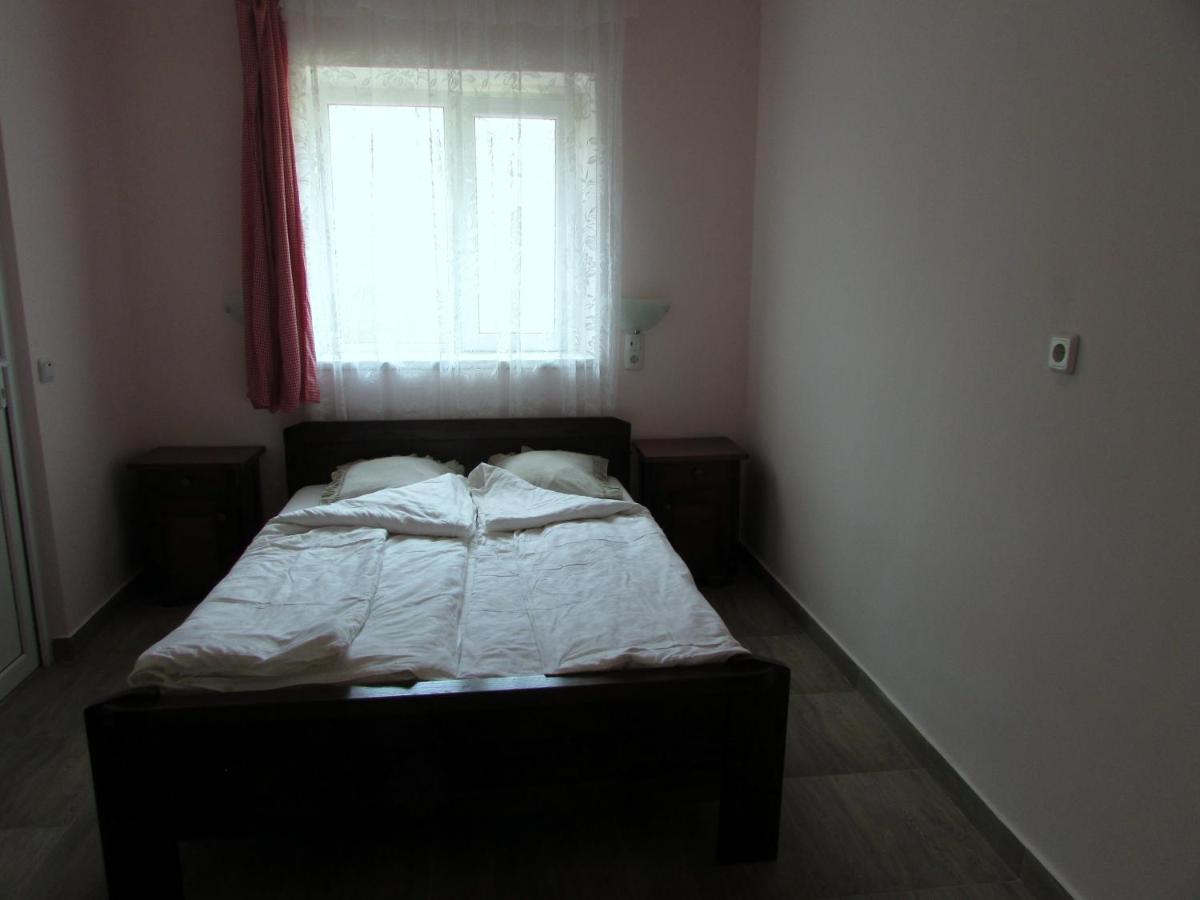 PENSIUNEA BIO - Housity