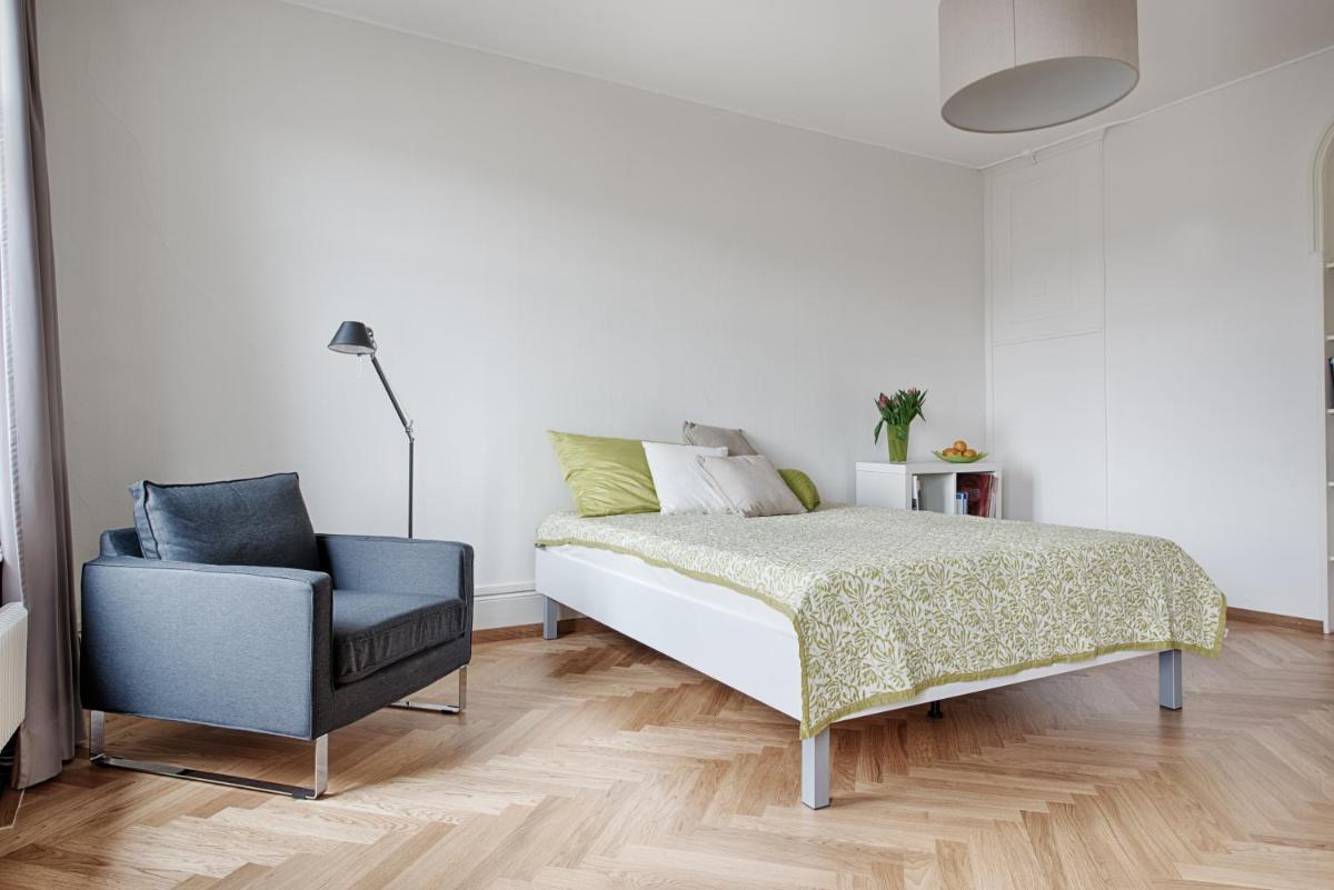 Suitetrails - Am Pavillon, Bed&Kitchen