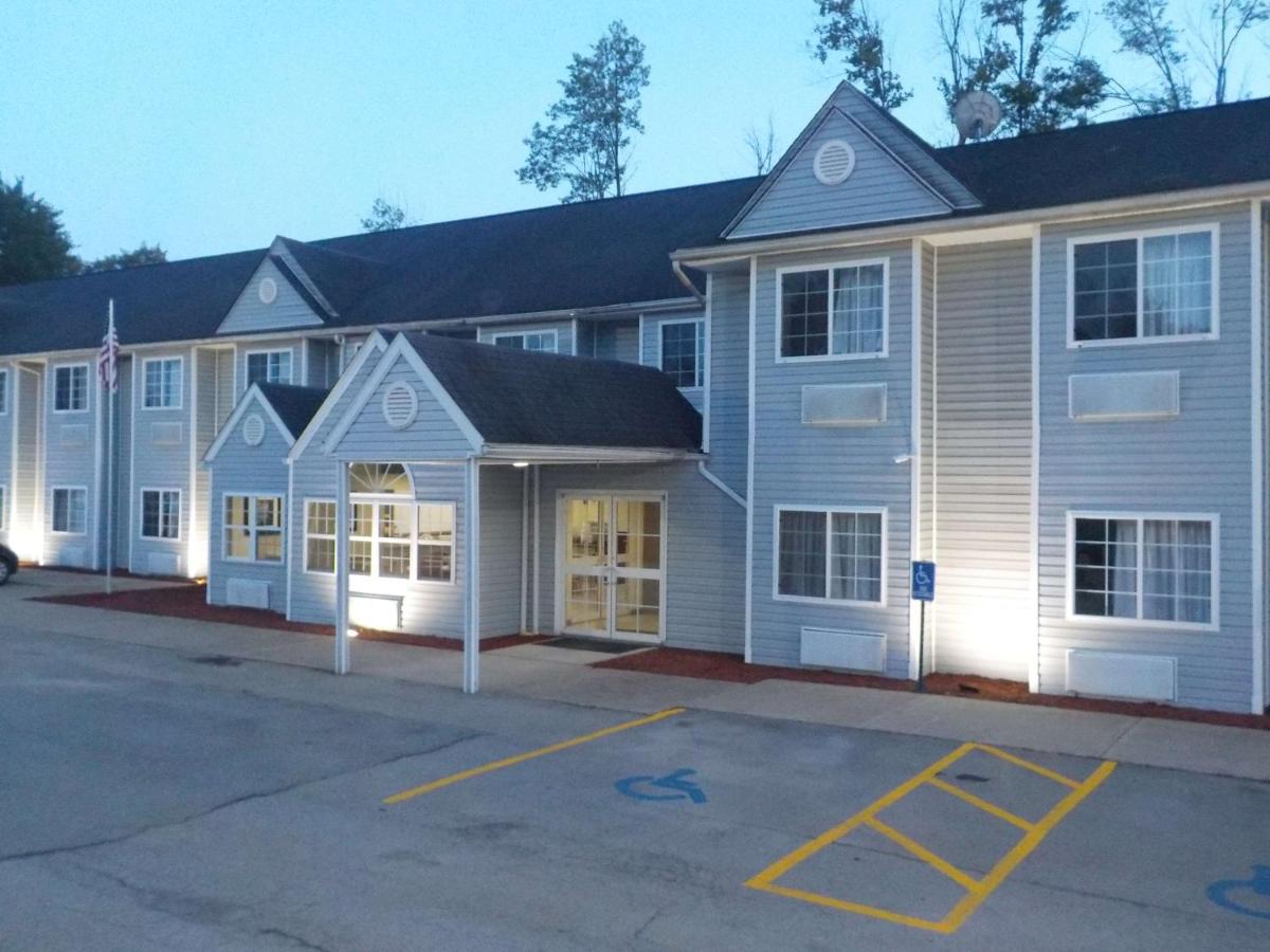 MJ INN and SUITES - Housity