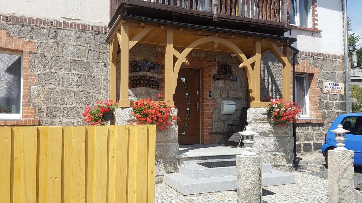 Apartamenty pod Jedynka - Sikorskiego 3/1 - Housity