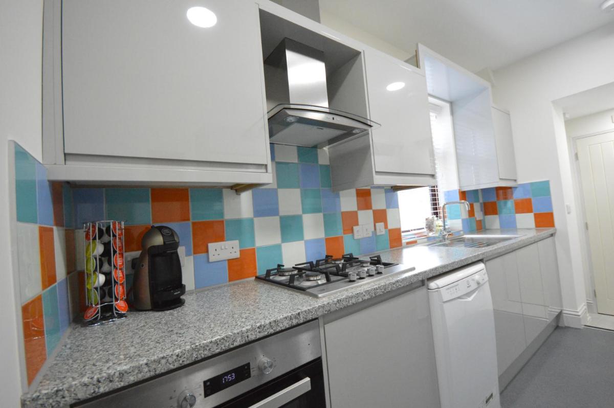 Lexicon House - 4 bedrooms 3 bathrooms - Housity