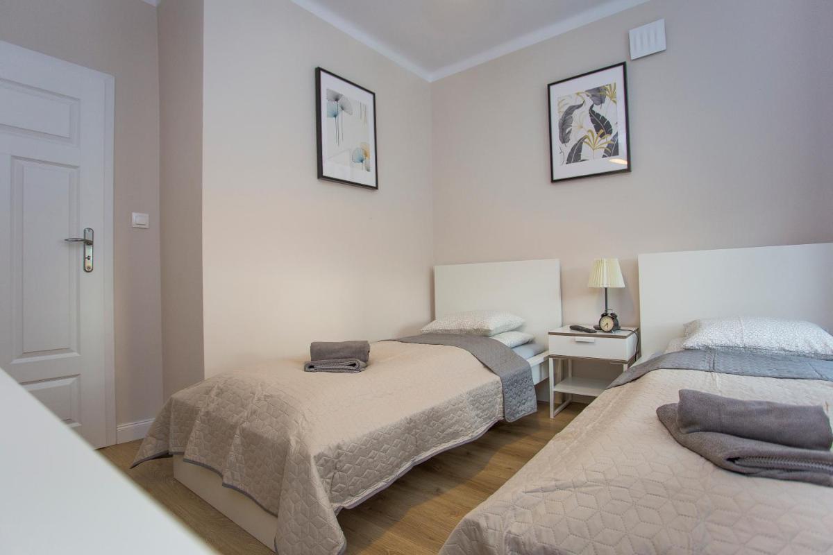 CR Apartament przy Rynku Sienkiewicza 6 - Housity