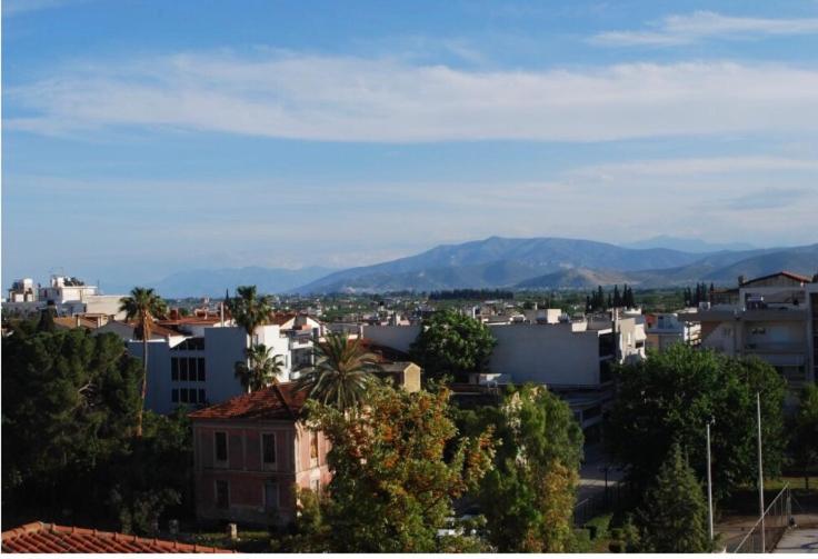 Central flat in Argos with a view on Nafplio - Housity