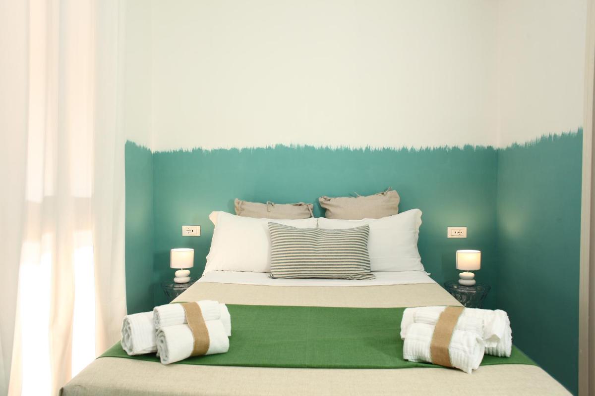BeachSide Rooms & Suites - Housity