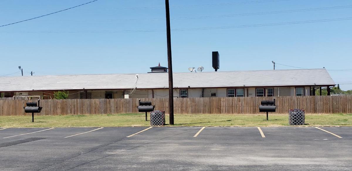 Americas Best Value Inn & Suites Corpus Christi - Housity