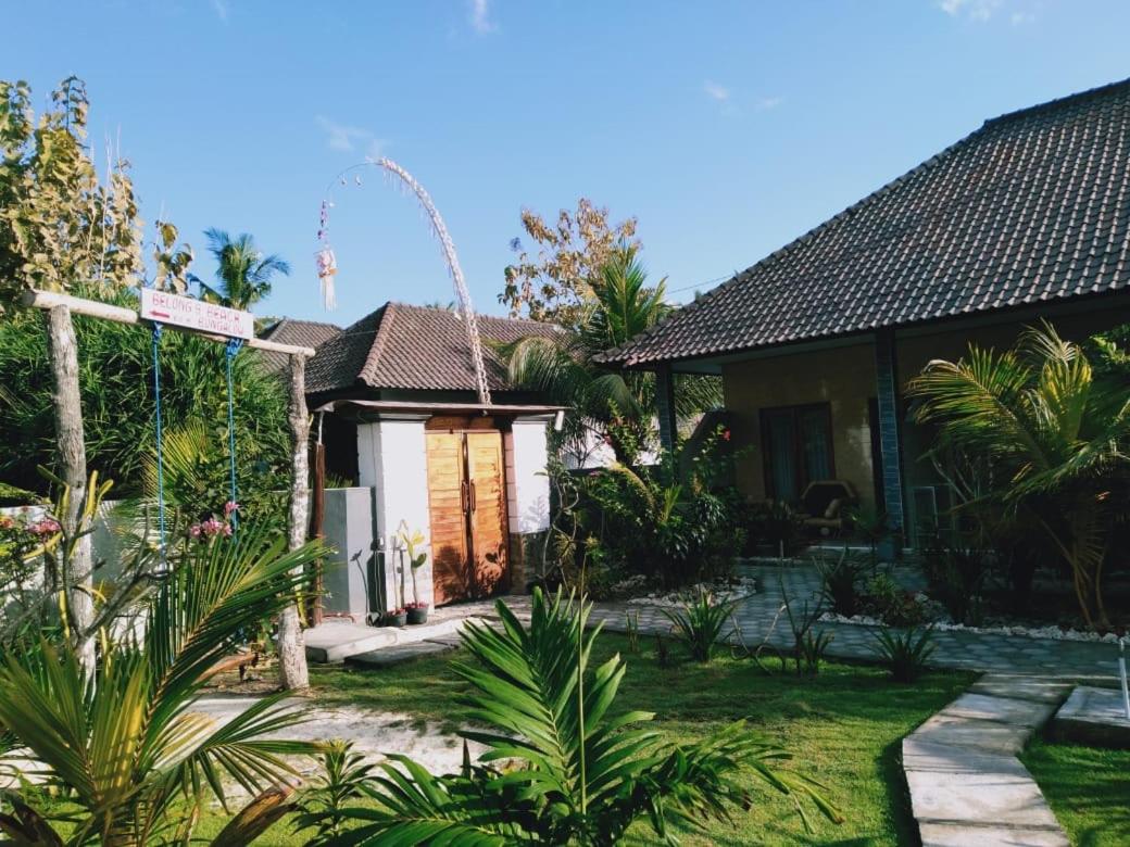 Belongs Beach Bungalow - Housity