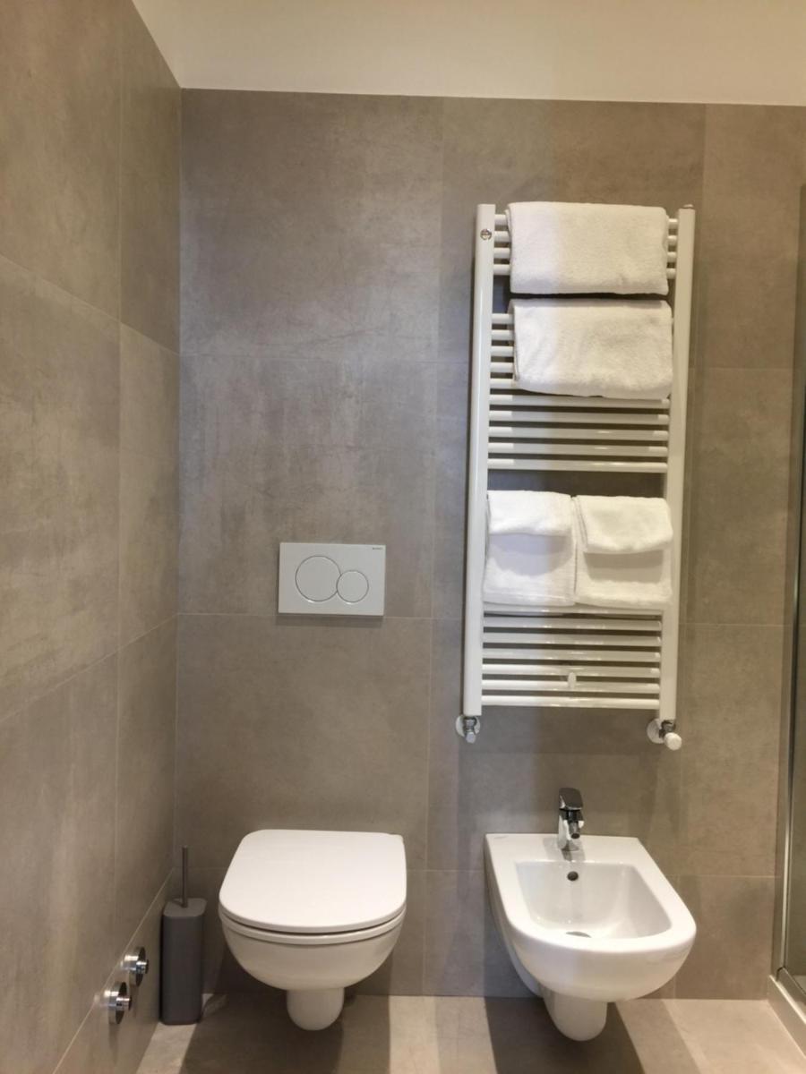 Uma Apartments - Housity