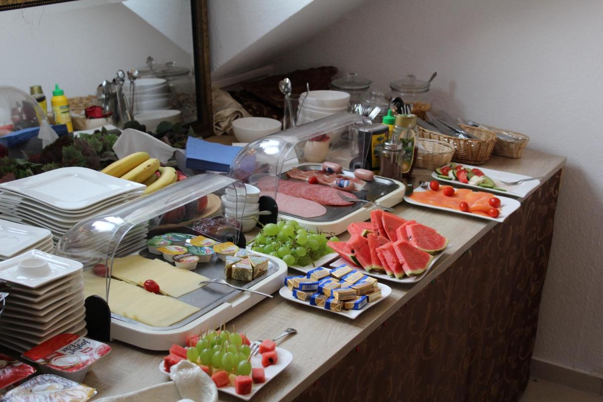 Hotel Gardenia - Housity