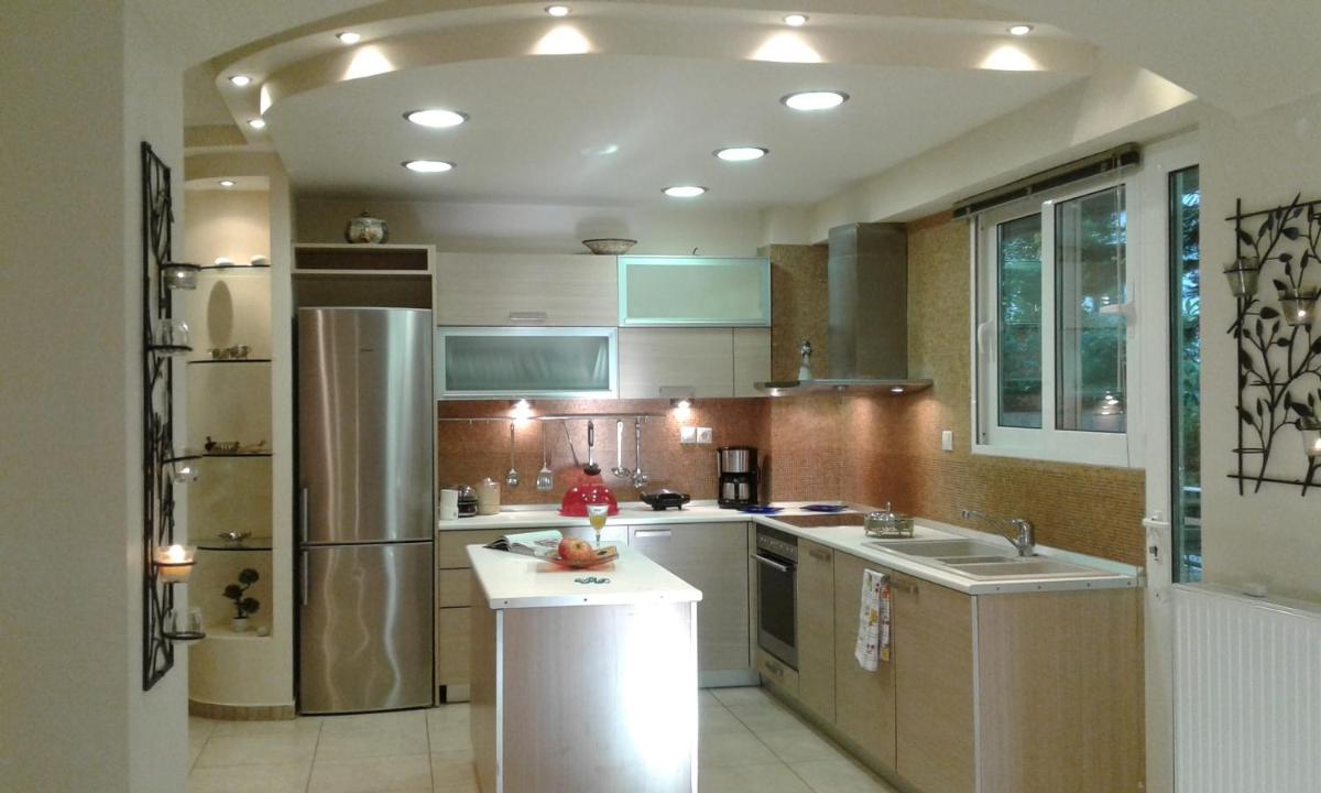 A1 Elegant Vouliagmeni apt in a Unique Spot - Housity