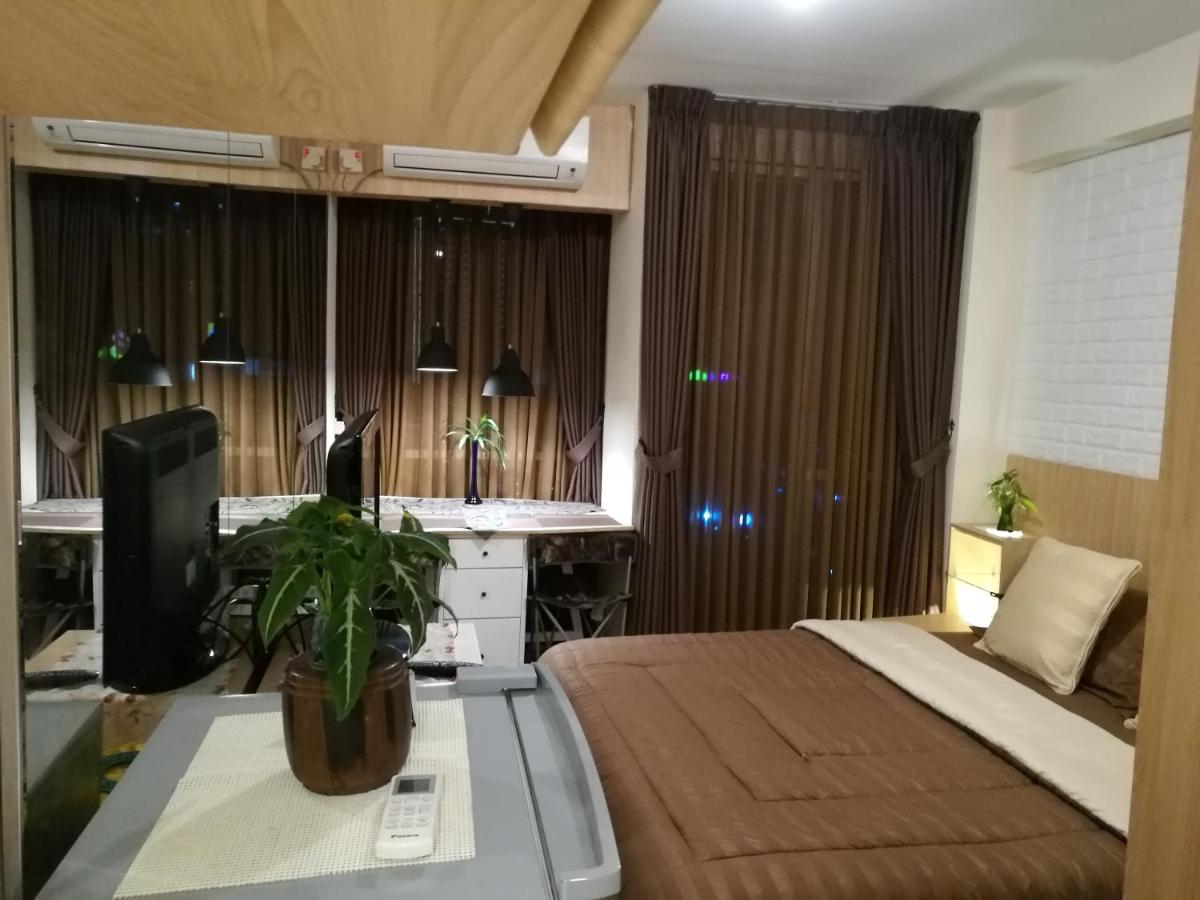 Pleasant Tifolia Studio Apartment - Housity