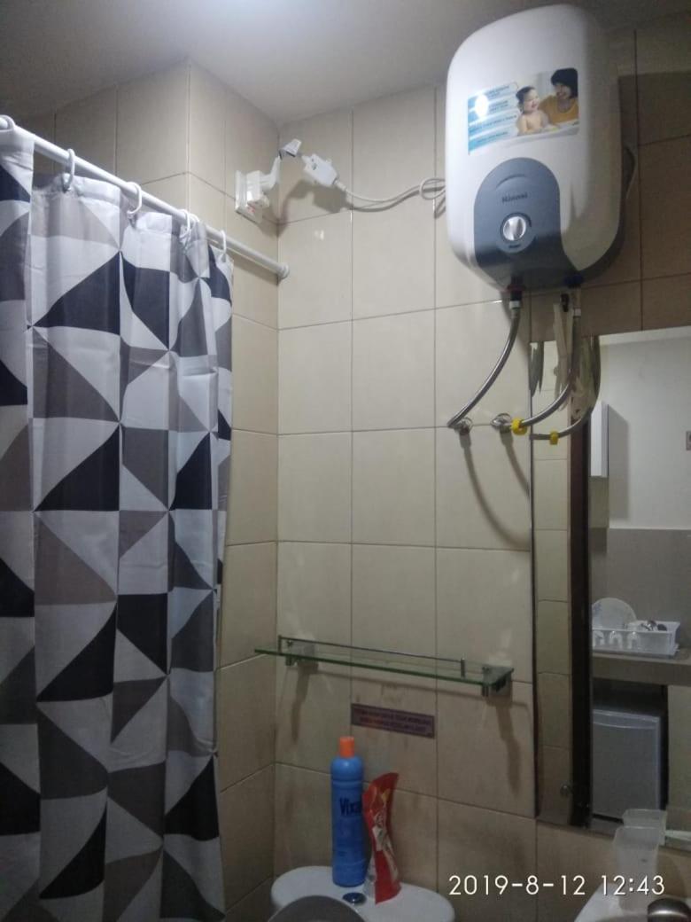 Vida View Apartement, Tower Asthon Unit 20 P - Housity