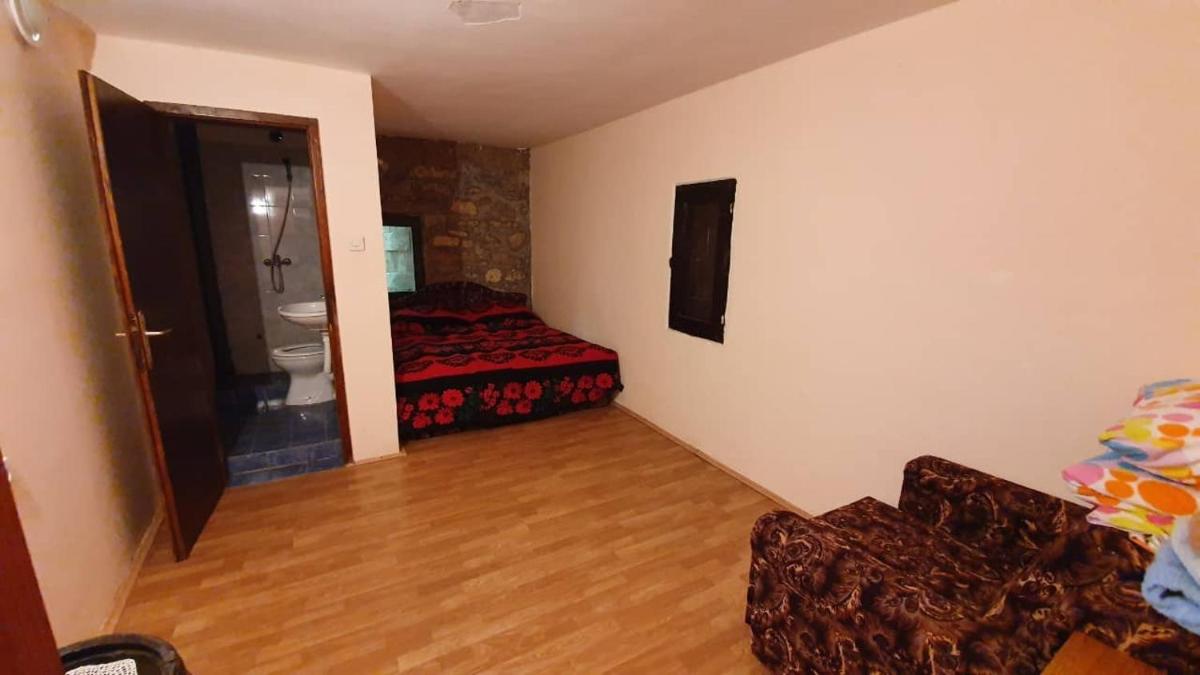 Pivnice Radosavljević - Ljubina pivnica - Housity