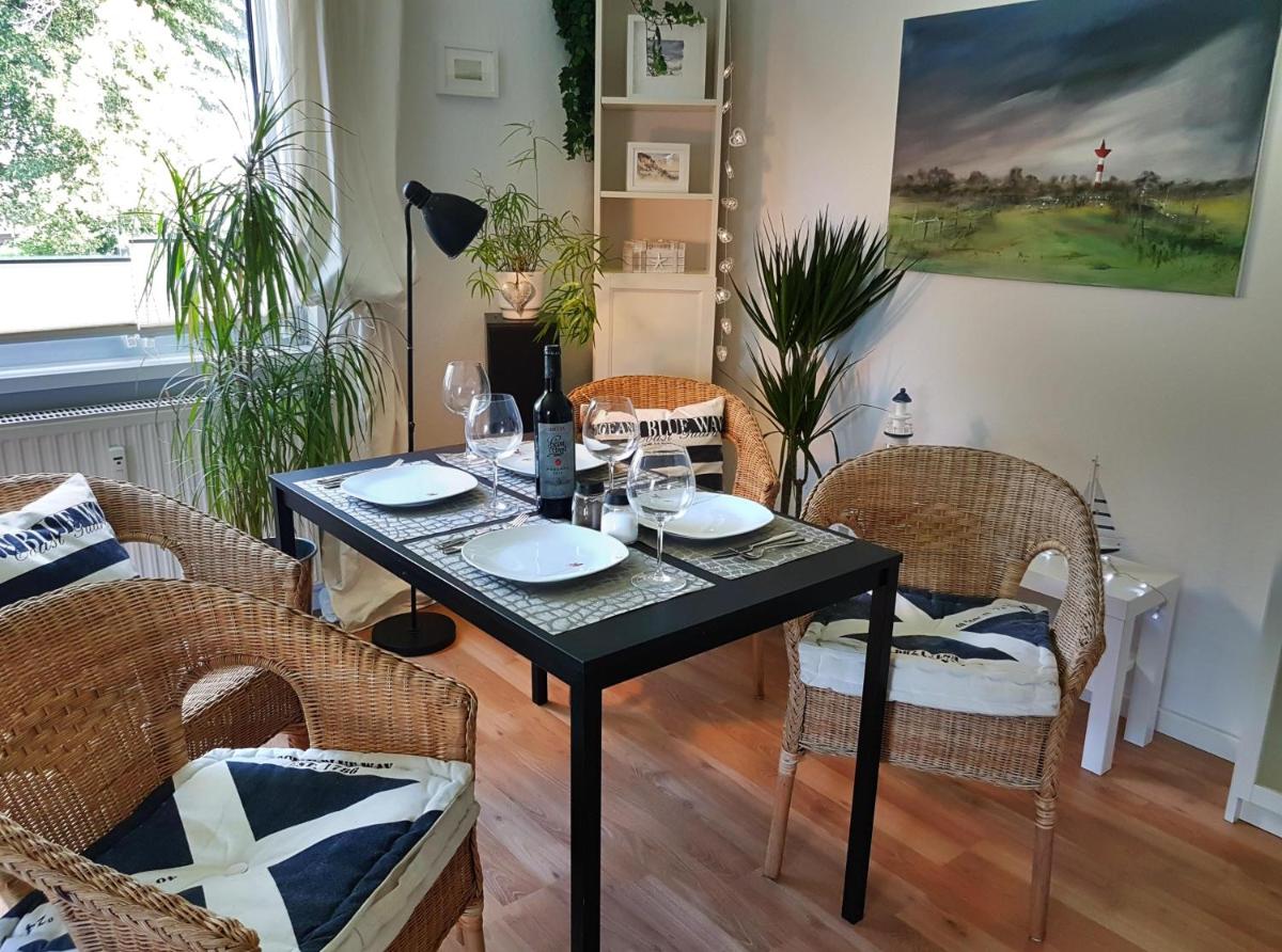 Charmante Ferienwohnung 3 Zimmer Kueche Bad zentrale Lage - Hizvo
