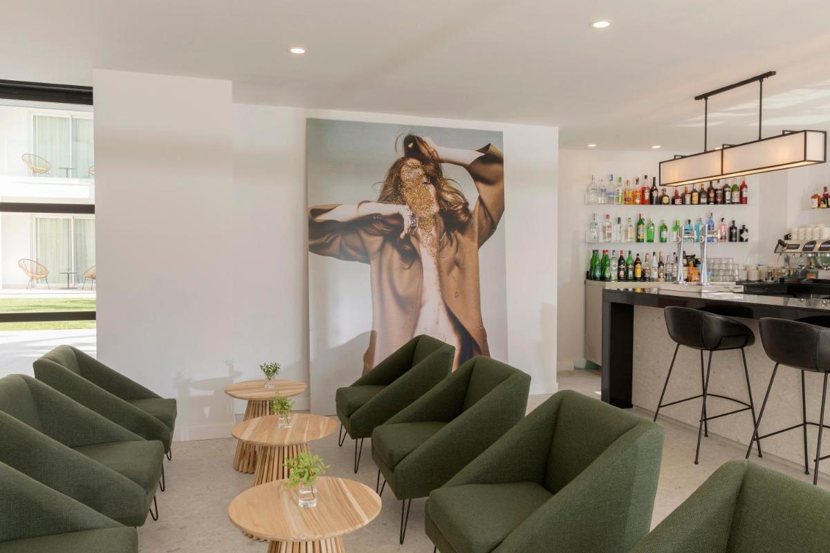 Bebidas en HM Ayron Park - Adults Only